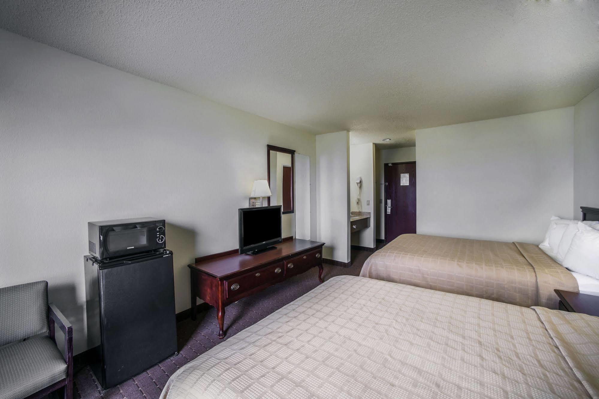 Quality Inn Harrisburg Ngoại thất bức ảnh